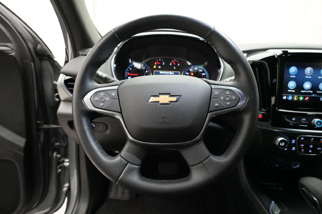 Used 2023 Chevrolet Traverse LT w/ LPO, Floor Liner Package AWD/4WD image 4