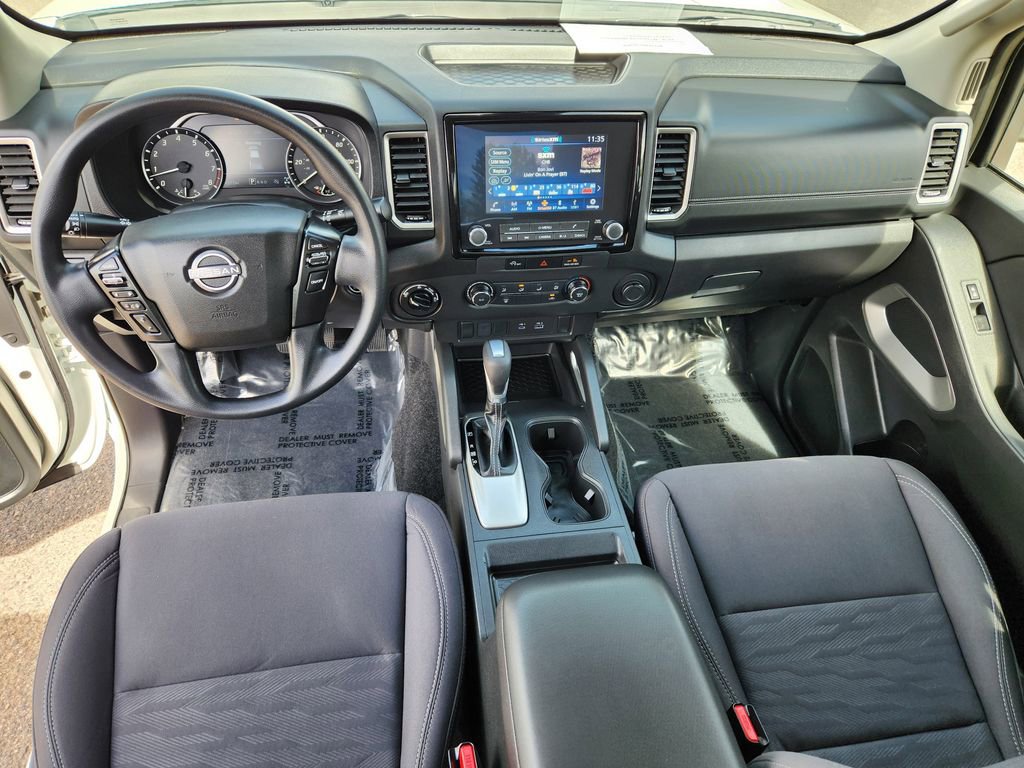 Used 2024 Nissan Frontier SV image 21