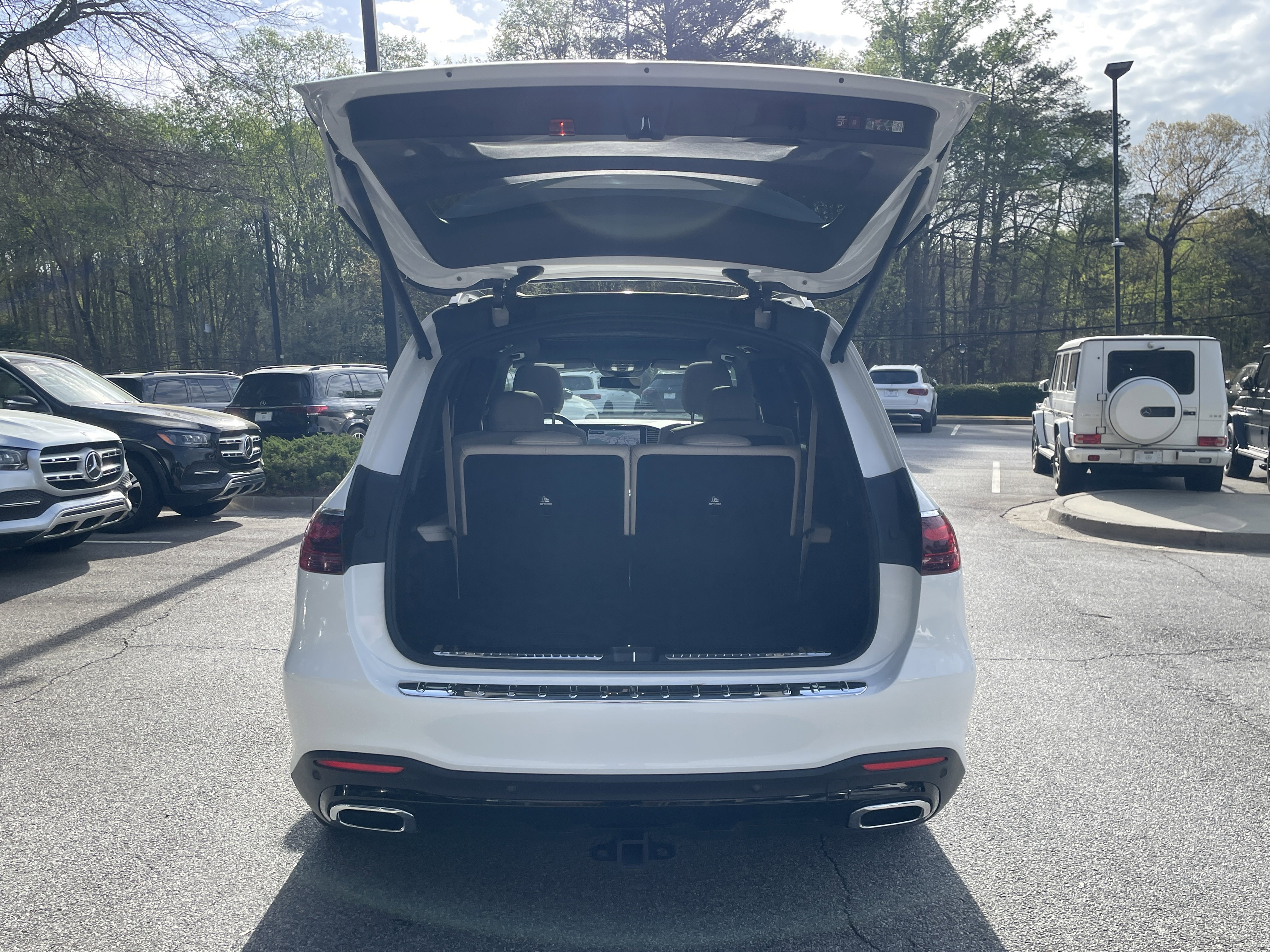 Certified 2025 Mercedes-Benz GLS 450 4MATIC image 9