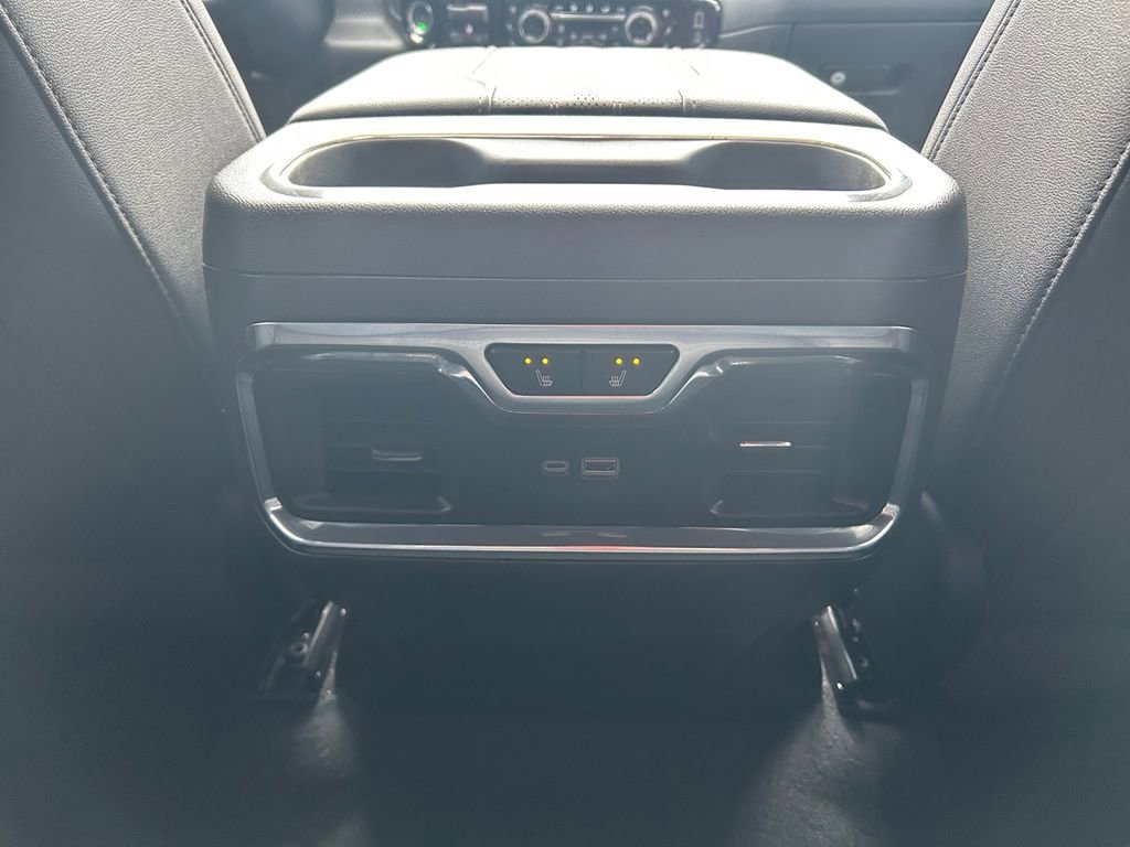 Used 2025 Chevrolet Silverado 1500 High Country image 26