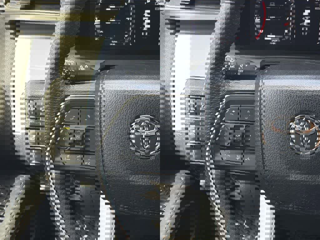 Used 2024 Toyota Tacoma TRD Off-Road image 13