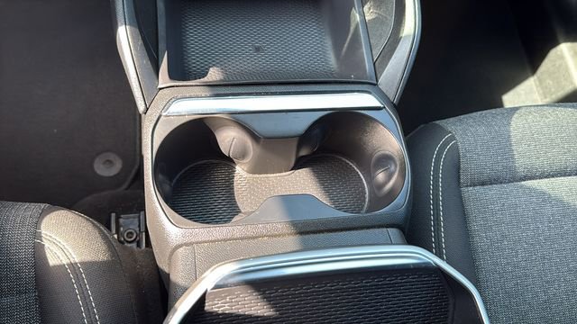 Used 2025 GMC Terrain Elevation image 23