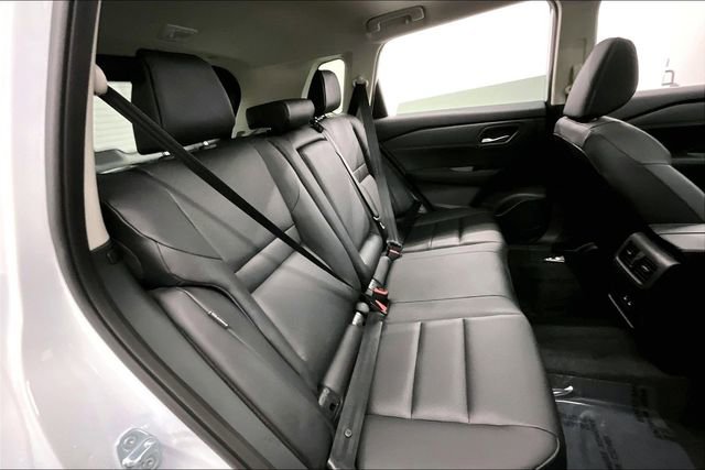 New 2026 Nissan Rogue SV image 33