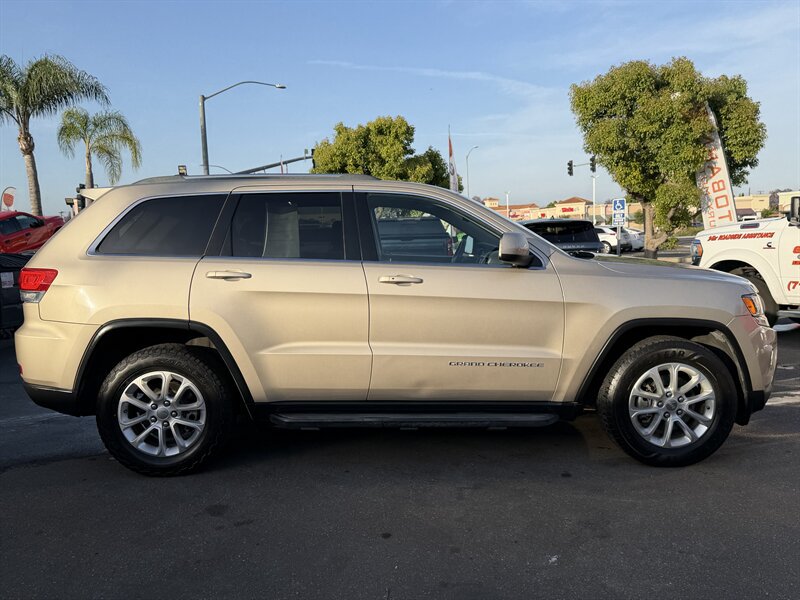 Used 2014 Jeep Grand Cherokee Laredo w/ Quick Order Package 23E RWD image 20
