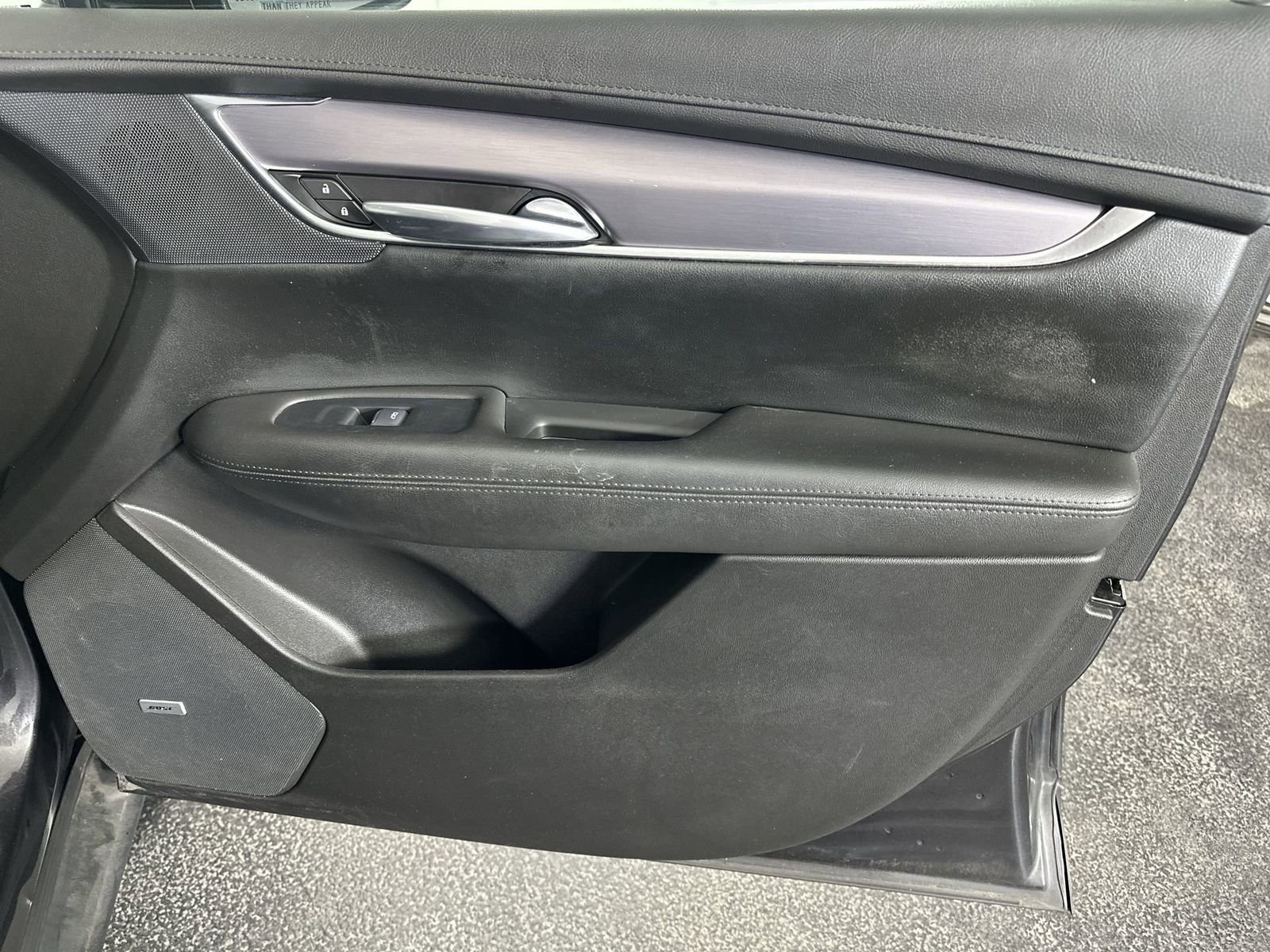 Used 2017 Cadillac XT5 Luxury w/ Driver Awareness Package image 36