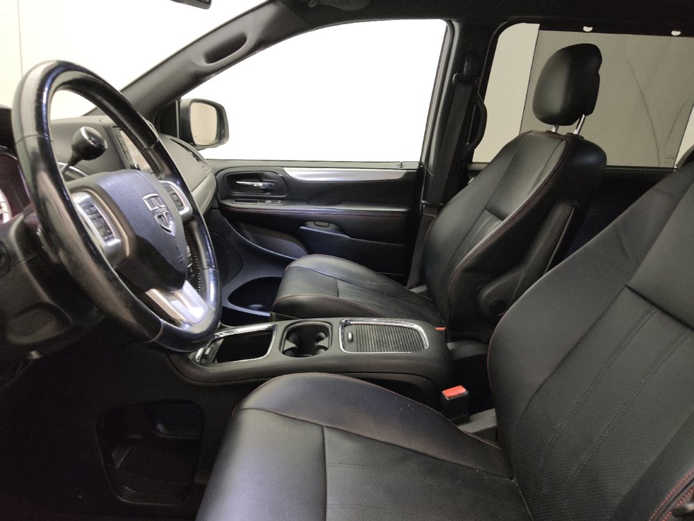 Used 2019 Dodge Grand Caravan GT FWD image 17