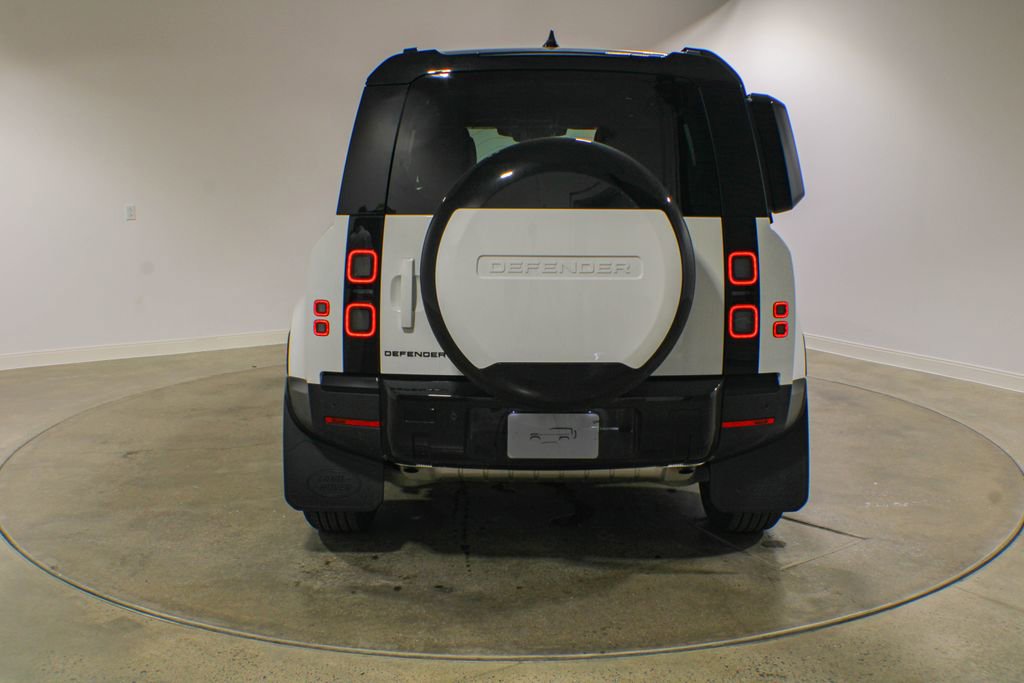 New 2026 Land Rover Defender 110 S AWD/4WD image 4