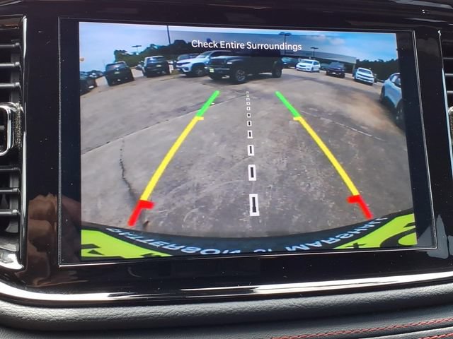 Used 2025 Dodge Durango GT AWD/4WD image 30