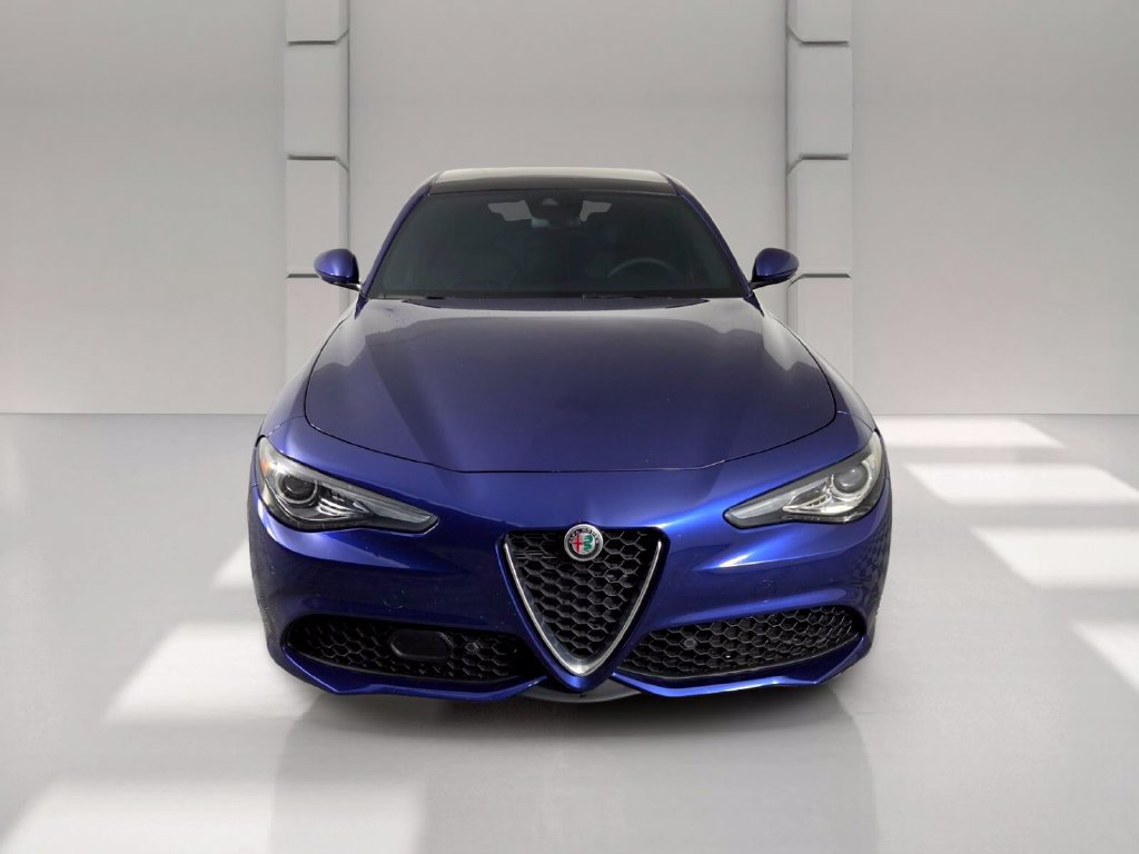 Used 2023 Alfa Romeo Giulia Ti w/ Active Assist Plus Package RWD image 3