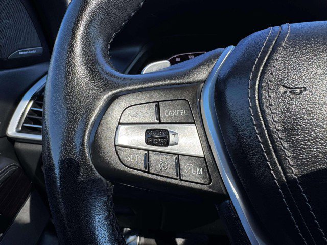 Used 2020 BMW X5 xDrive50i w/ Premium Package image 27