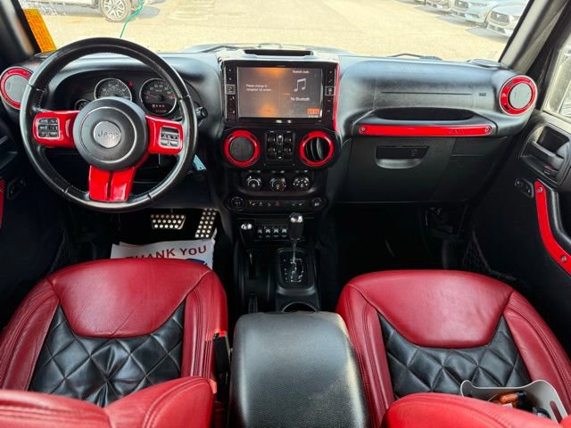 Used 2016 Jeep Wrangler Unlimited Rubicon image 14