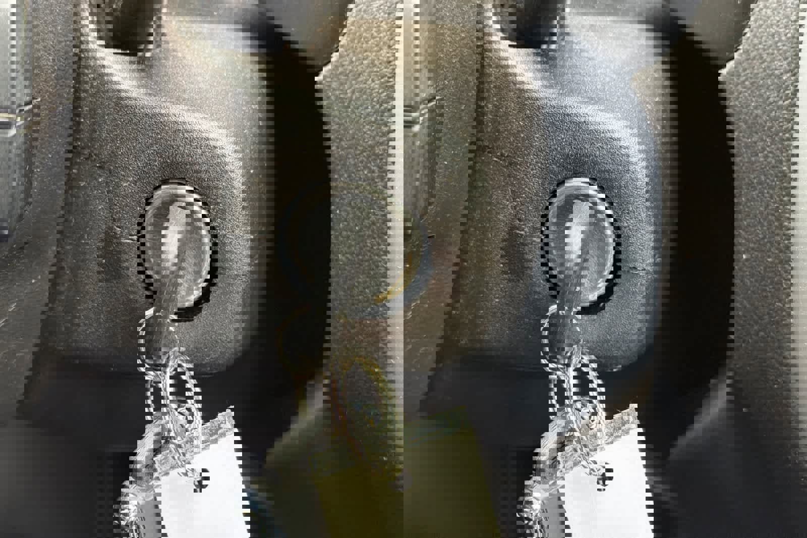 Used 2018 Chevrolet Colorado ZR2 image 21