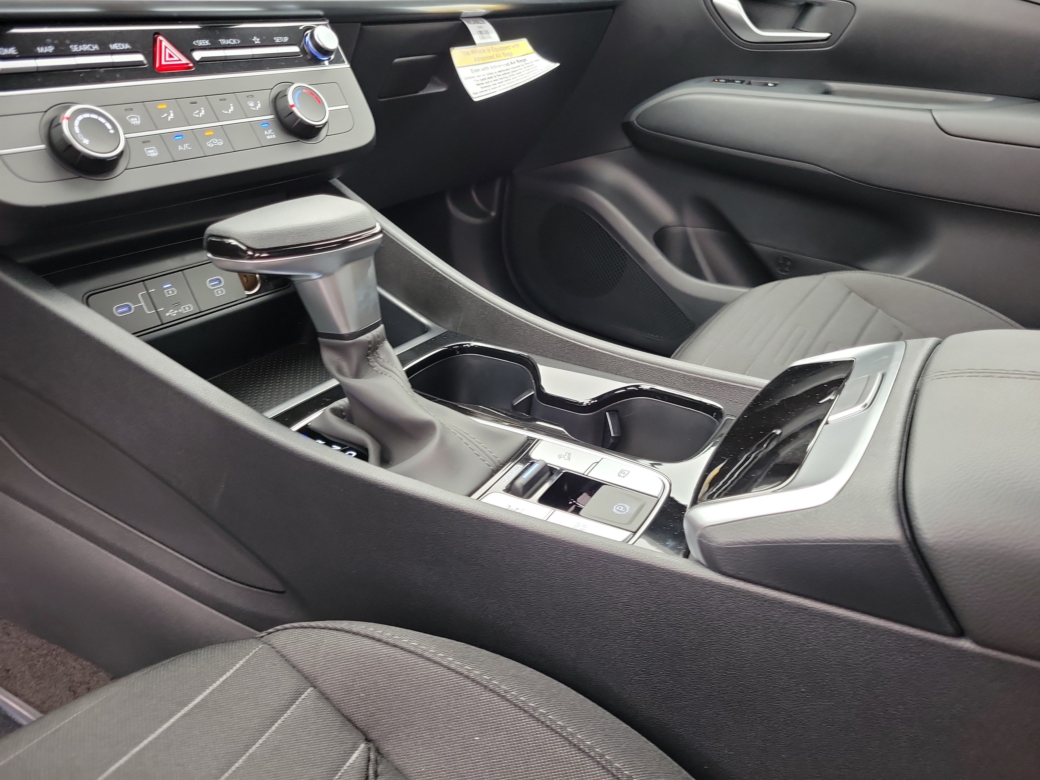 New 2026 Hyundai Santa Cruz SE AWD/4WD image 12