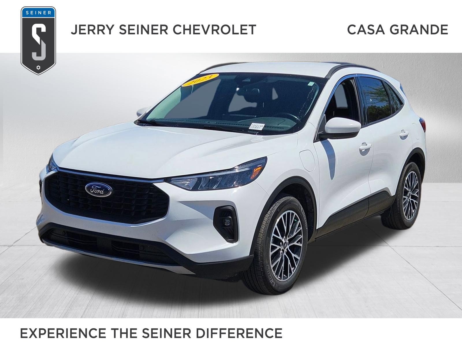 Used 2023 Ford Escape SE FWD image 1