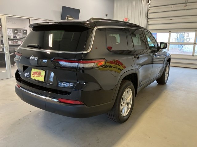 New 2025 Jeep Grand Cherokee L Laredo w/ Luxury Tech Group I image 4