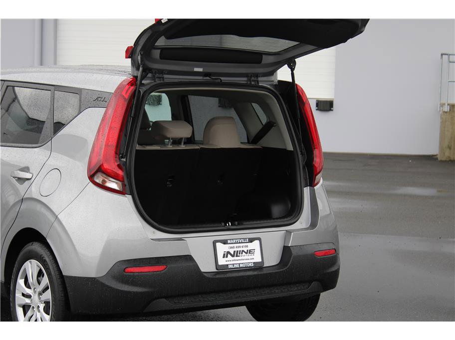 Used 2022 Kia Soul LX image 34