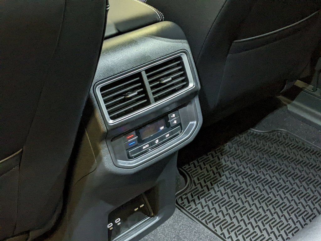 New 2026 Volkswagen Atlas SE image 24