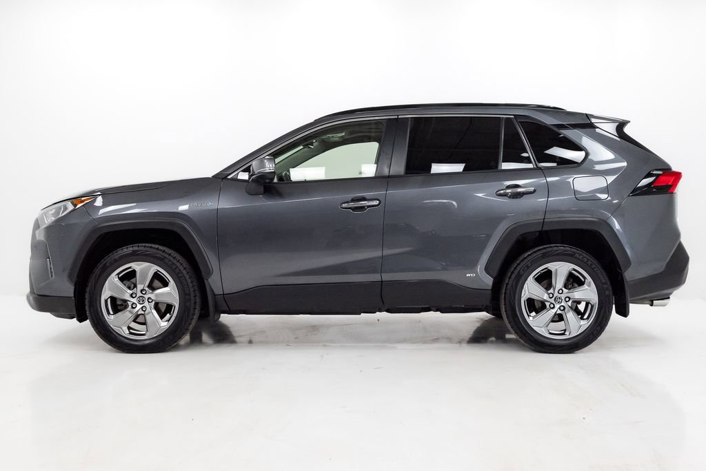 Used 2019 Toyota RAV4 Limited AWD/4WD image 29