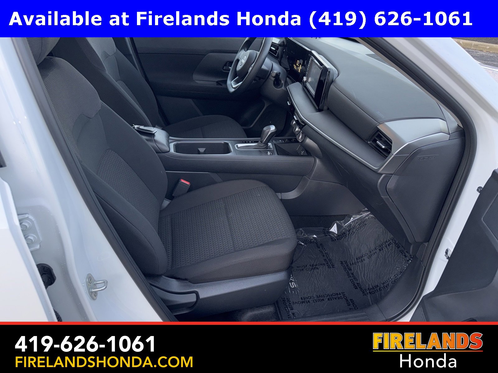 Used 2025 Nissan Kicks S image 30