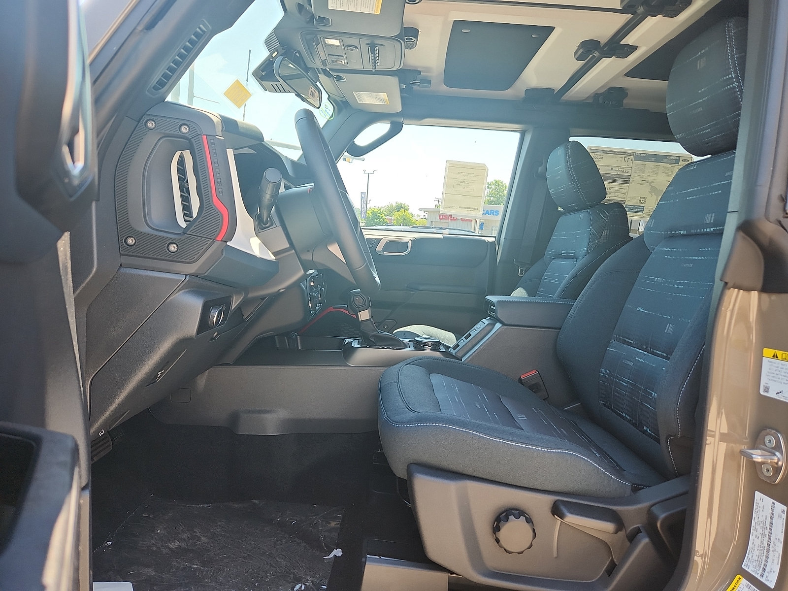 New 2026 Ford Bronco Heritage Edition AWD/4WD image 9