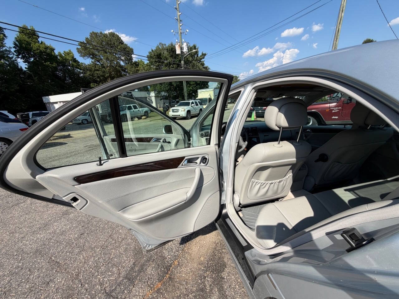 Used 2007 Mercedes-Benz C 280 4MATIC Sedan image 18