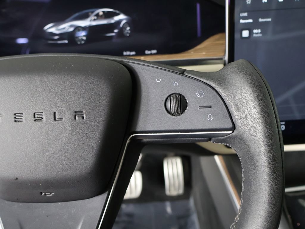 Used 2022 Tesla Model S AWD/4WD image 38