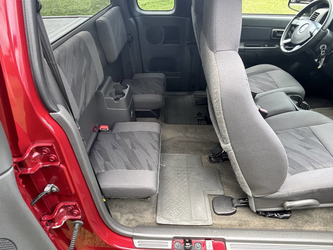 Used 2004 Chevrolet Colorado LS w/ Power Convenience Package image 9