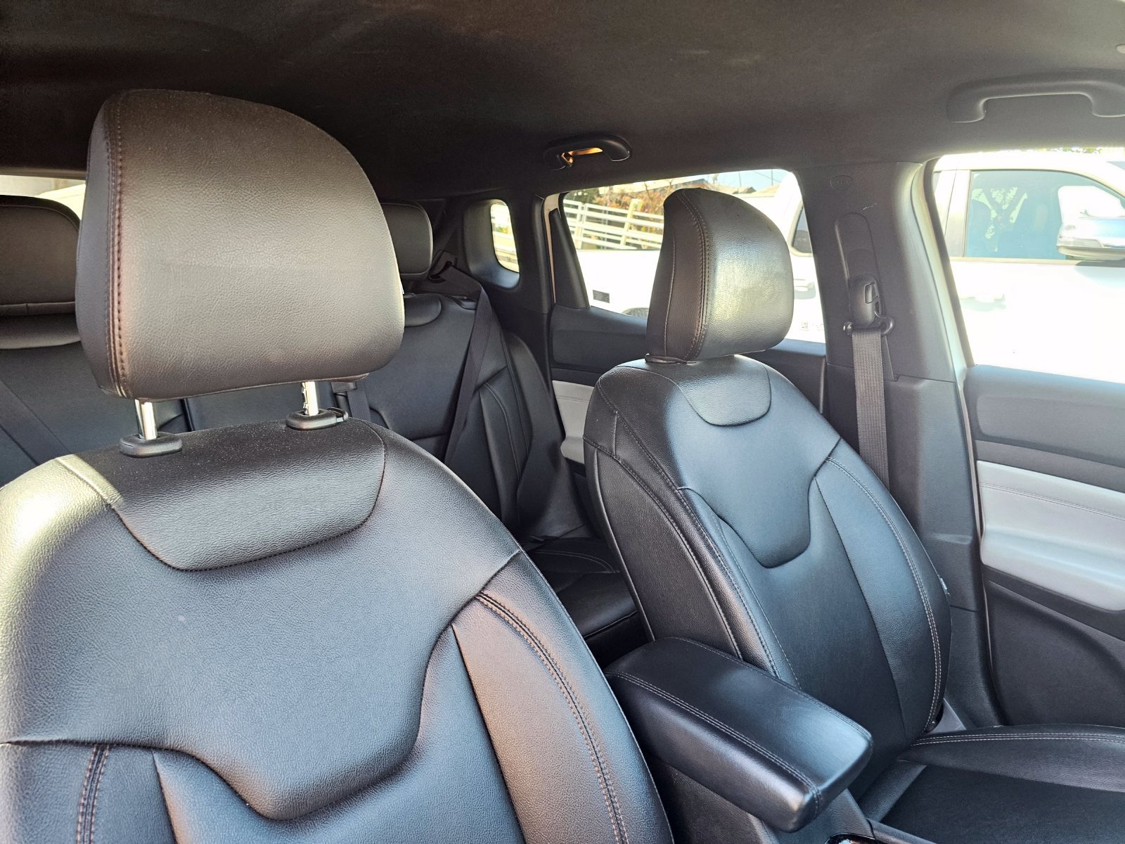 Used 2024 Jeep Compass Limited AWD/4WD image 39