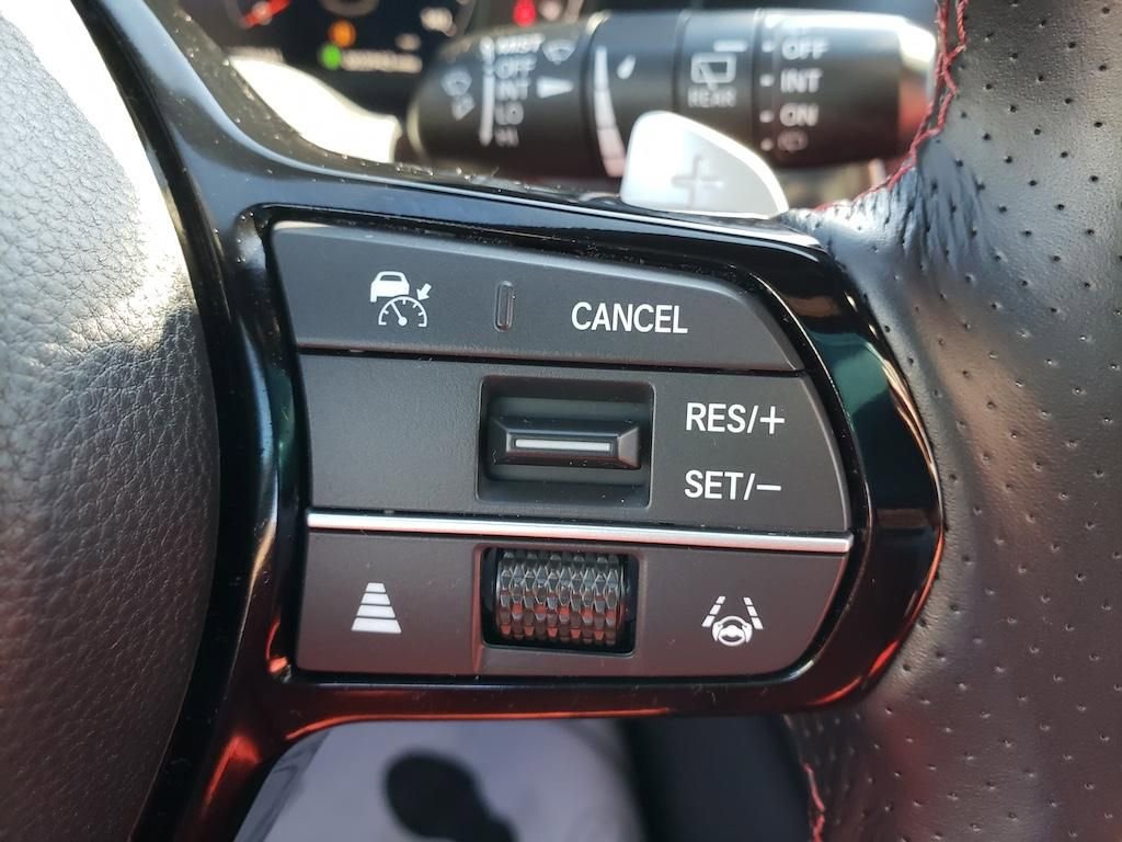 Certified 2025 Acura ADX A-Spec image 17