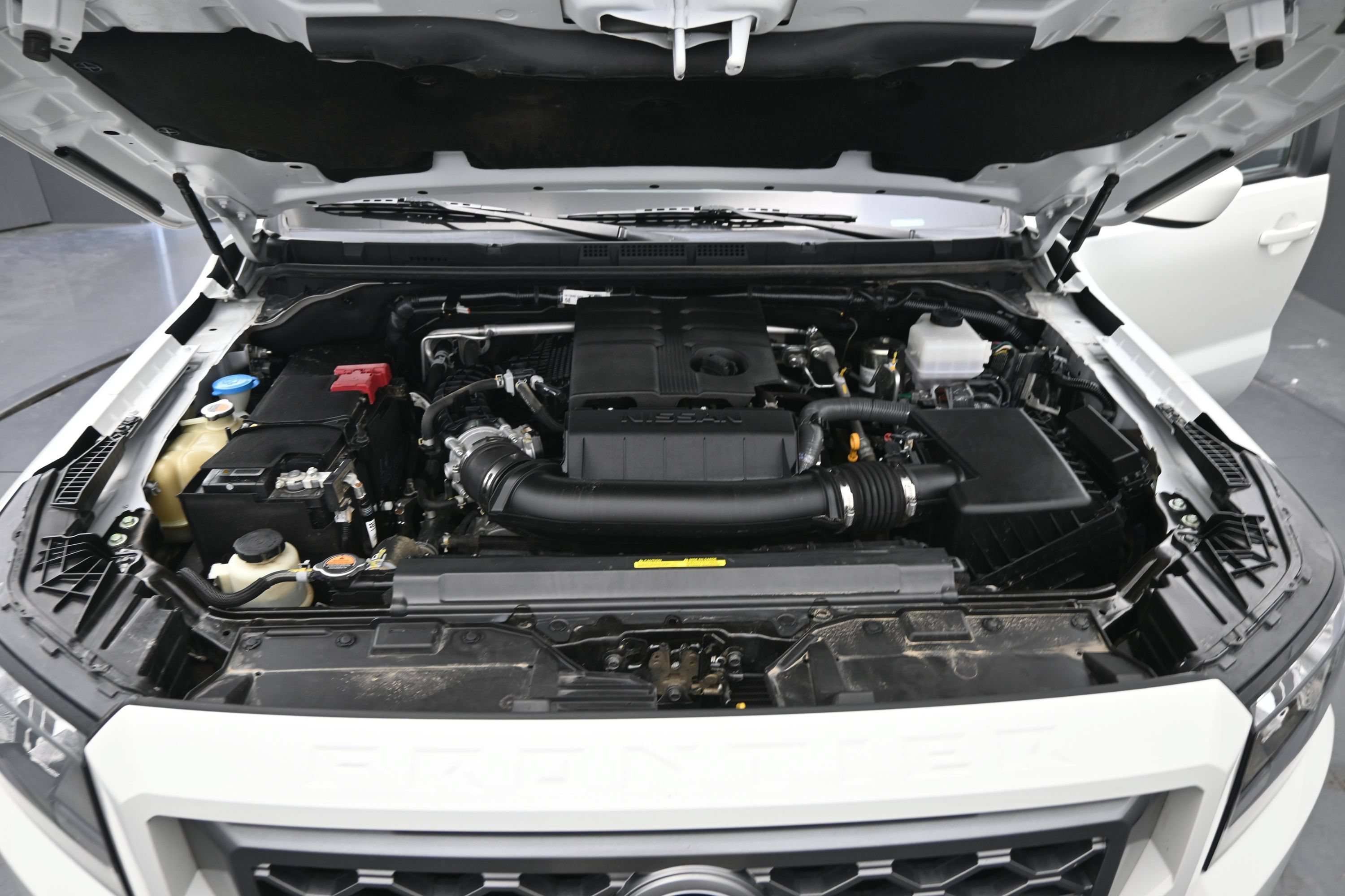 Used 2024 Nissan Frontier SV RWD image 22