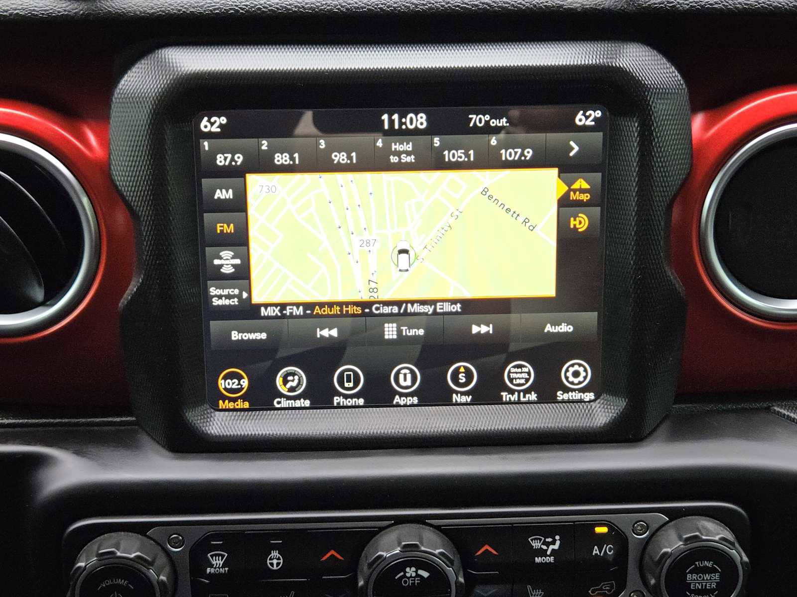 Used 2023 Jeep Gladiator Rubicon w/ LED Lighting Group image 17