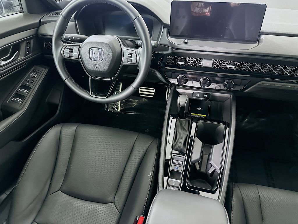 Used 2025 Honda Accord Sport image 17