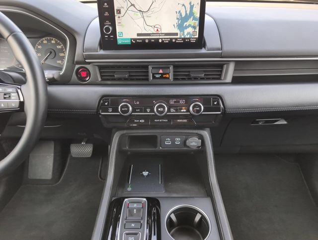 Used 2023 Honda Pilot Touring image 25