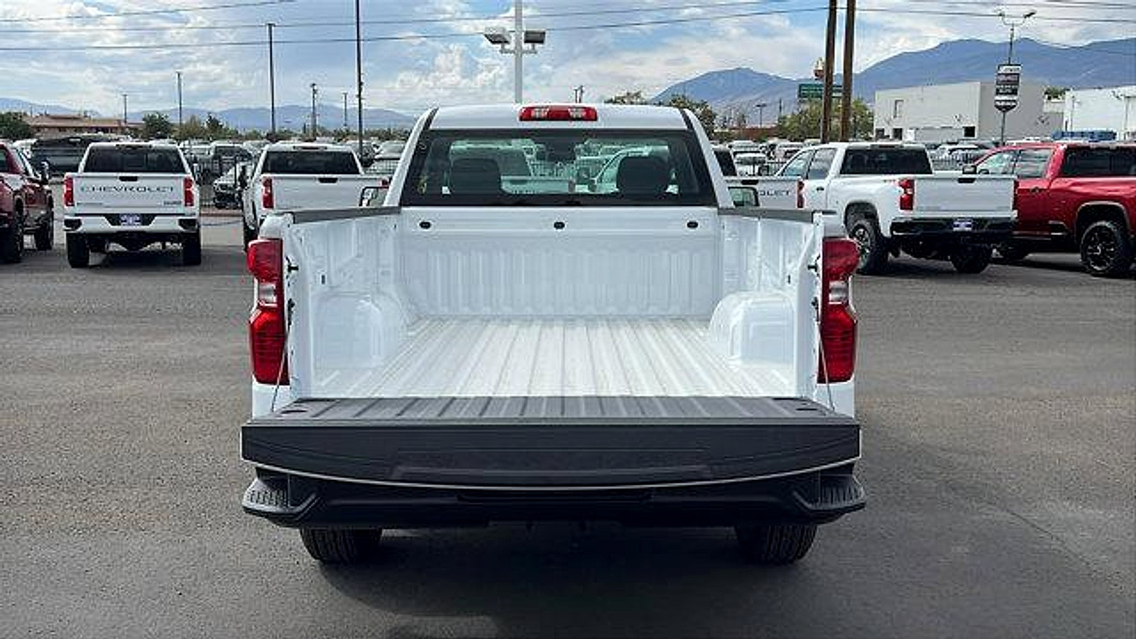 New 2026 Chevrolet Silverado 1500 W/T image 8