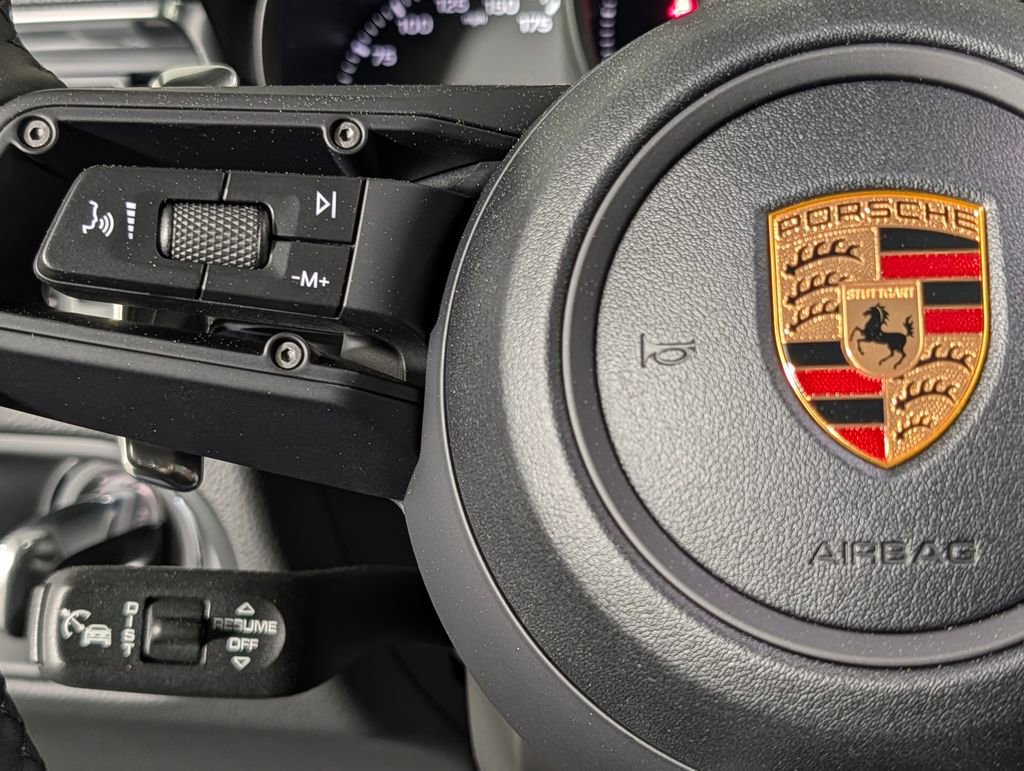 New 2026 Porsche Macan image 37