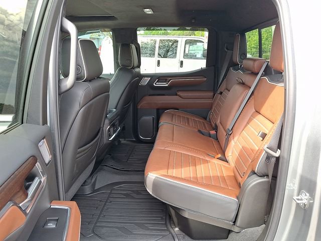Used 2025 GMC Sierra 1500 Denali Ultimate image 8