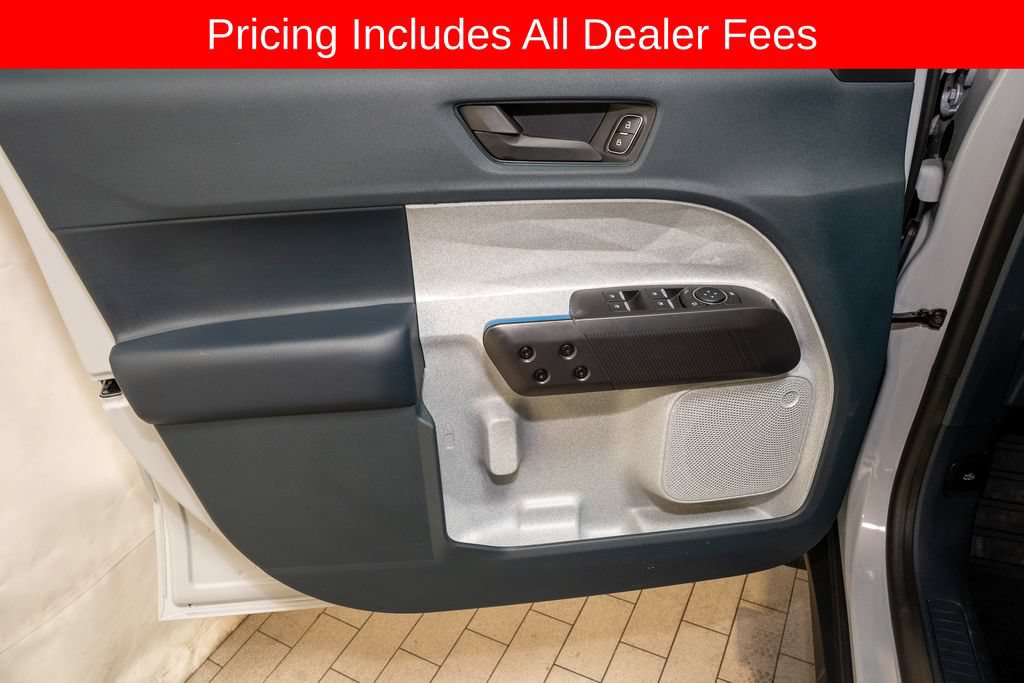 Used 2025 Ford Maverick XLT w/ XLT Luxury Package AWD/4WD image 11