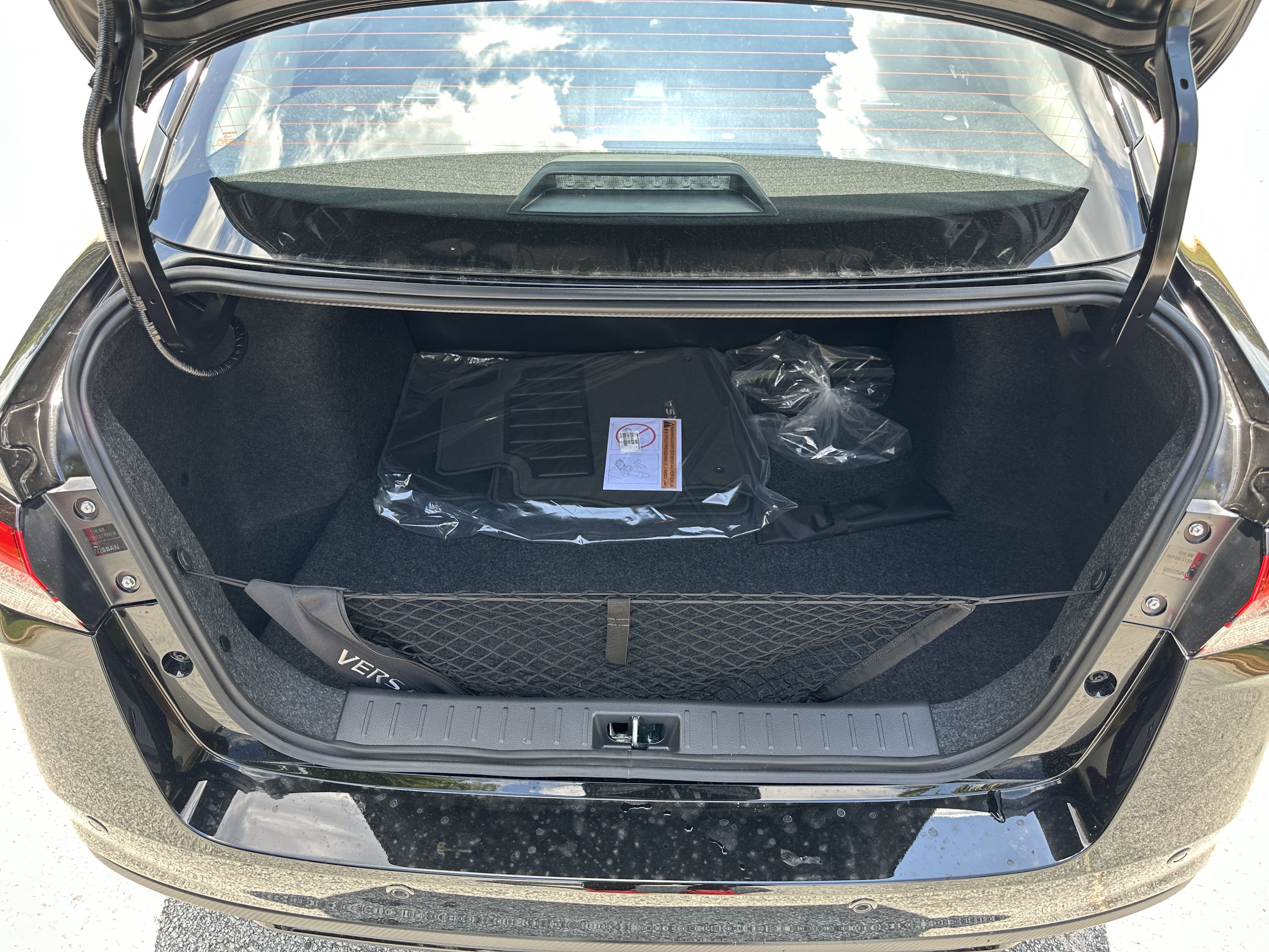 New 2025 Nissan Versa S w/ Trunk Package image 16