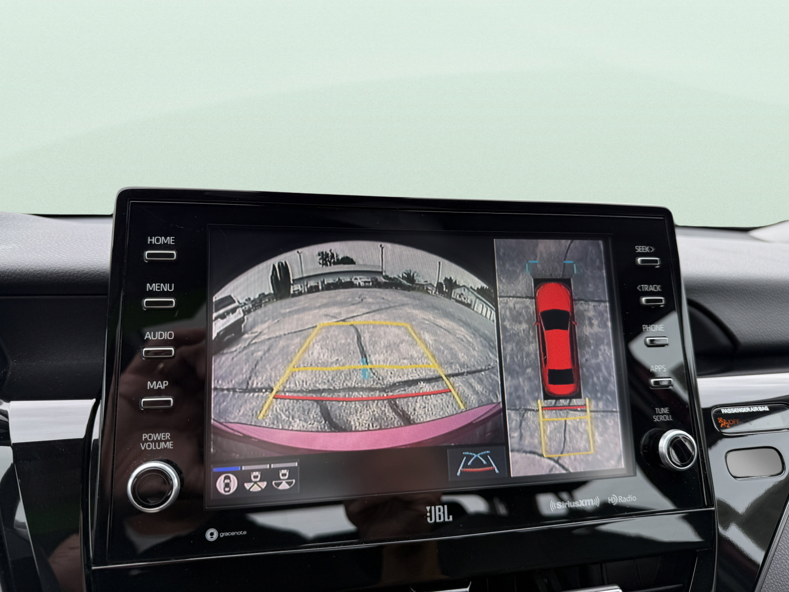 Used 2021 Toyota Camry XLE w/ Navigation Package FWD image 26