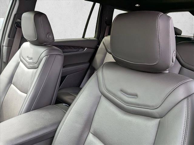 Used 2025 Cadillac XT6 Premium Luxury FWD image 18