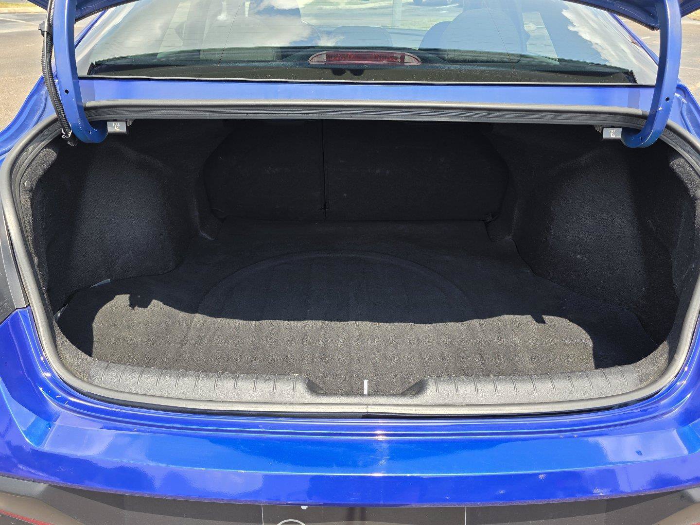 Used 2025 Hyundai Elantra SEL FWD image 32