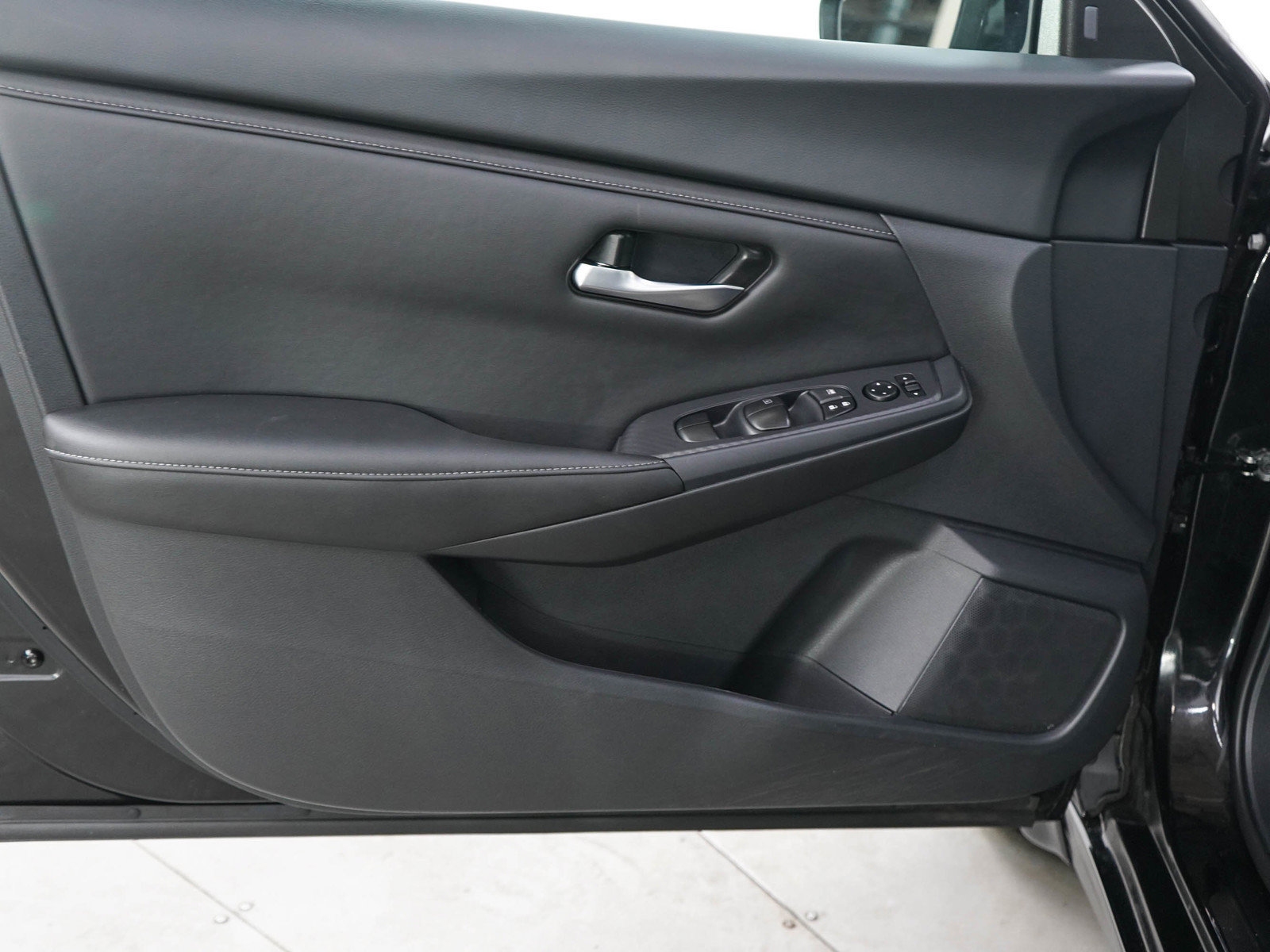 Used 2024 Nissan Sentra SV w/ All-Weather Package FWD image 17
