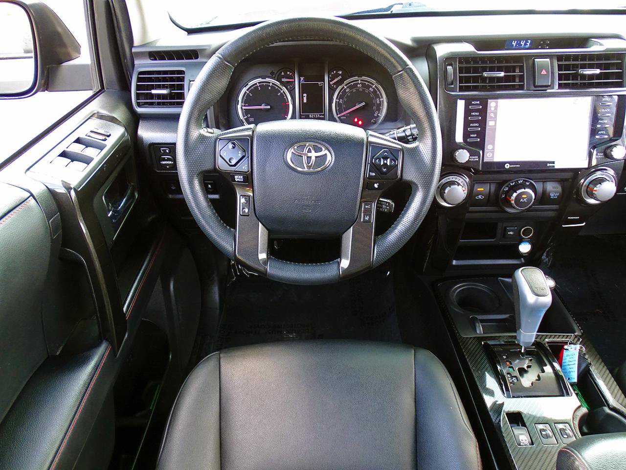 Used 2021 Toyota 4Runner TRD Off-Road Premium w/ Moonroof Package AWD/4WD image 26
