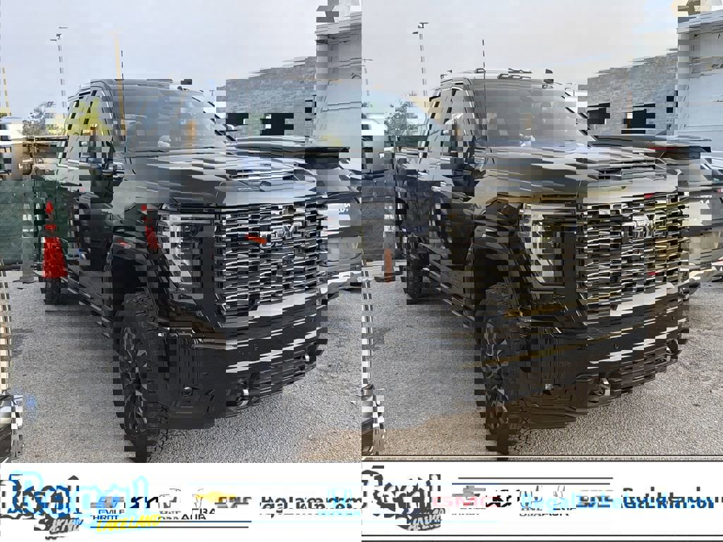 Certified 2025 GMC Sierra 2500 Denali Ultimate image 1