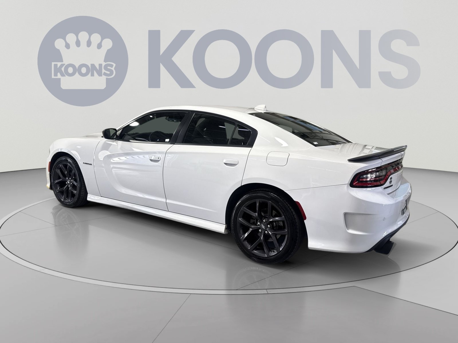 Used 2022 Dodge Charger R/T w/ Blacktop Package RWD image 8