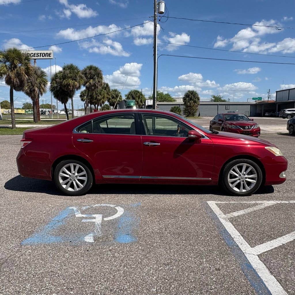Used 2010 Lexus ES 350 image 2