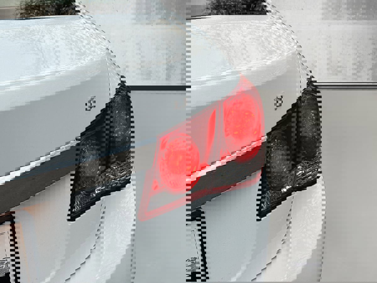 Used 2013 Chevrolet Cruze LT image 34