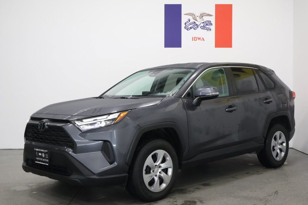 Used 2023 Toyota RAV4 LE image 8