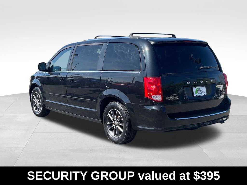 Used 2016 Dodge Grand Caravan SXT FWD image 6