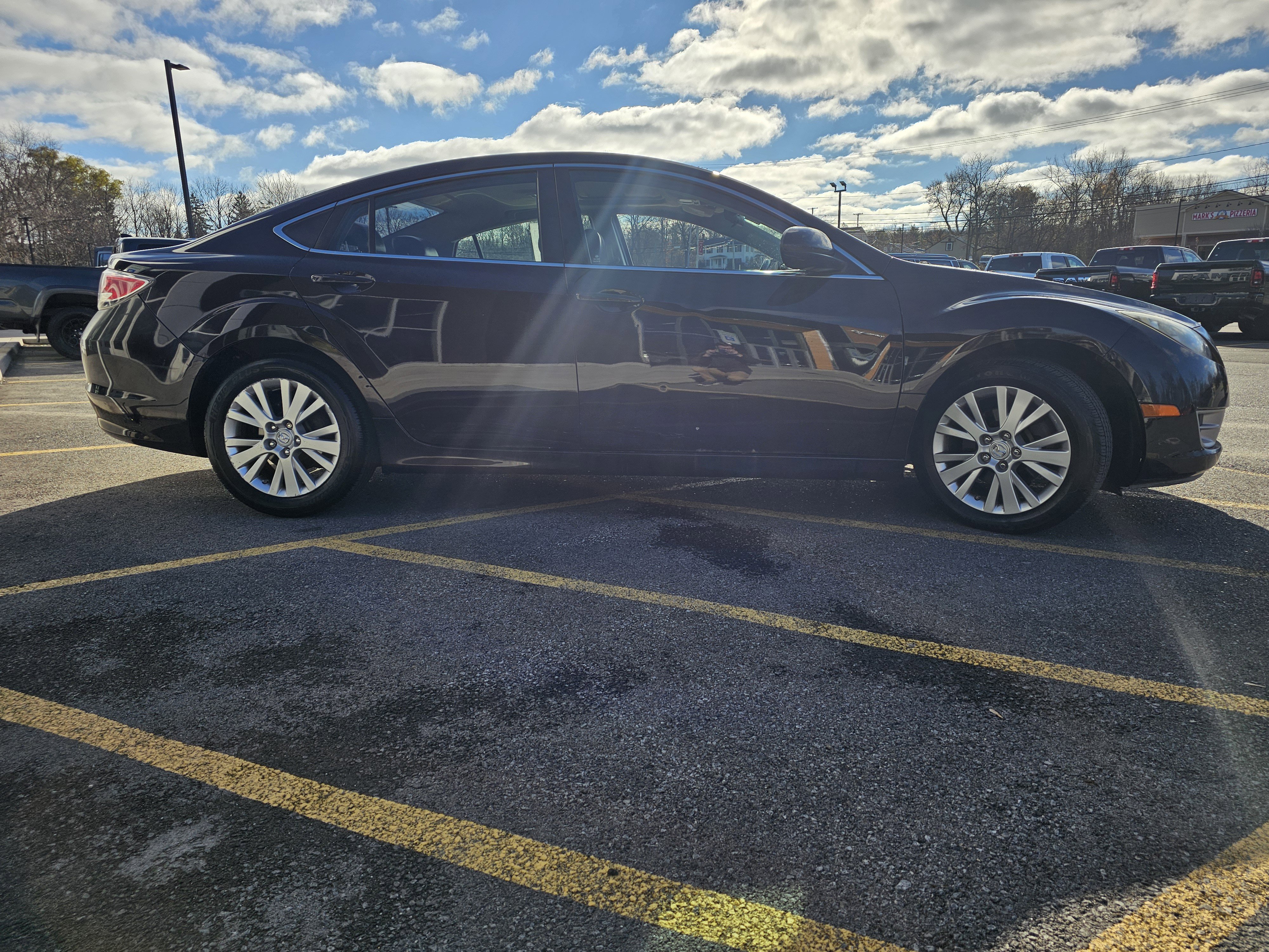 Used 2009 MAZDA MAZDA6 i Touring w/ Moonroof & Bose Pkg image 4